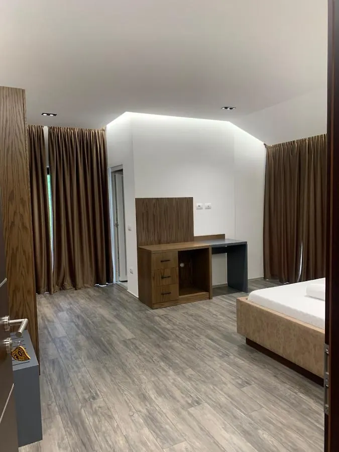 Fusha E Gjes Hotel Valbone